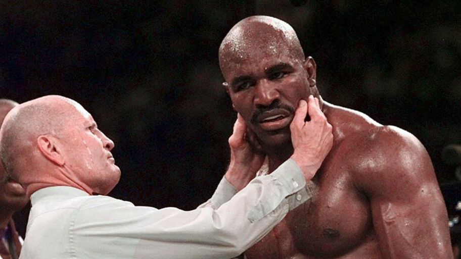 Почина един от най-великите боксови съдии в света