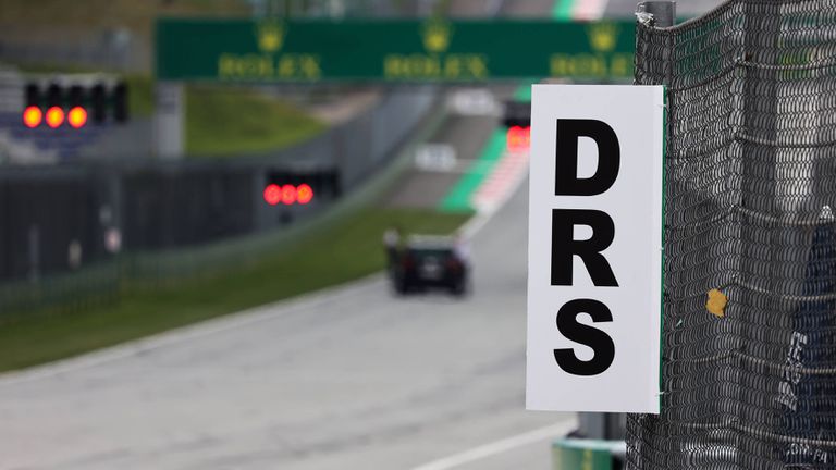 Във Формула 1 обмислят скъсяване на DRS зоните през 2023 година