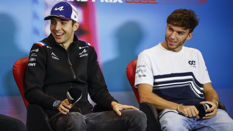  Гасли: Медиите желаят да сме скарани с Окон 