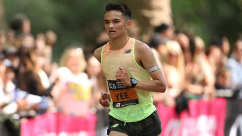 Олимпийският шампион в триатлона Алекс Ий записа второто най-добро време в историята на британския маратон