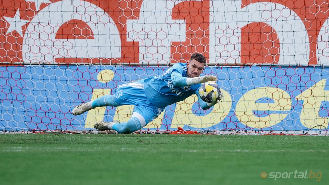 Добруджа удължи договора на вратаря си