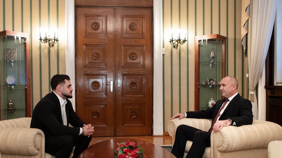 Румен Радев се срещна с Карлос Насар