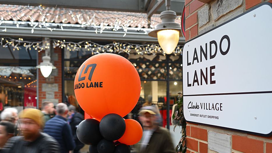 Новият световен шампион във Формула 1 Ландо Норис вдъхнови сънародниците