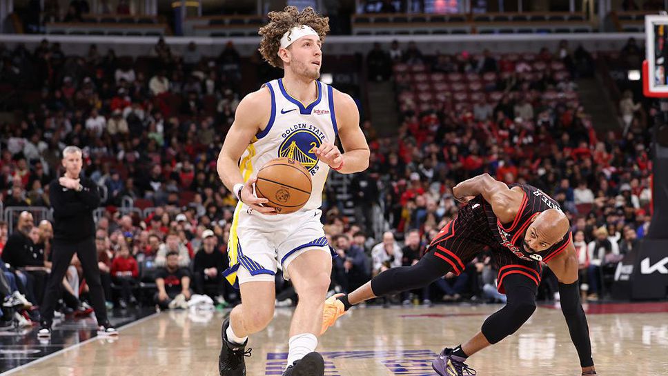 Голдън Стейт Уориърс постигна убедителна победа срещу Чикаго Булс със