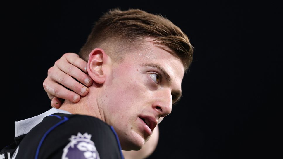 Лиъм Делап нападателят на Челси получи тежка контузия на рамото