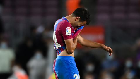 Барселона загуби национал за дербитата с Реал и Атлетико