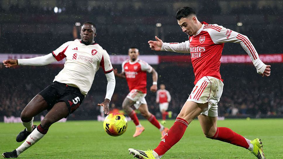 Нападателят на Арсенал Габриел Мартинели поднесе извиненията си на Конър