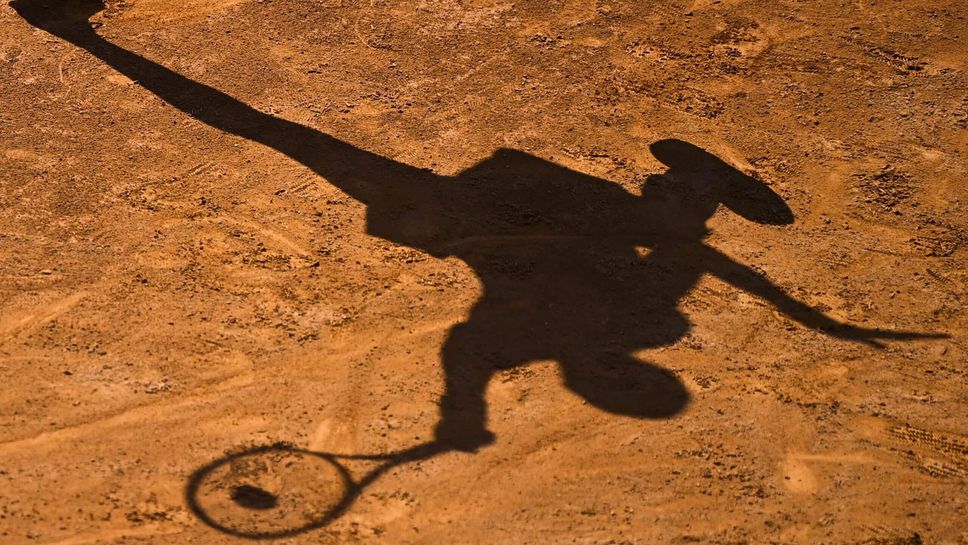 Организаторите на турнира по тенис на клей от веригата на