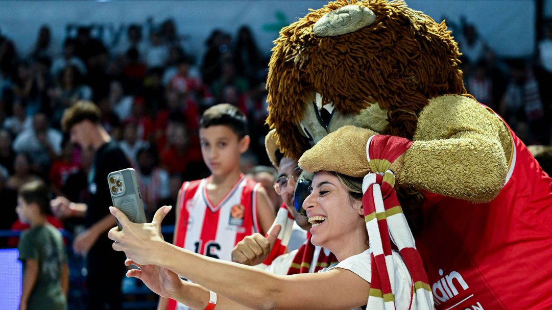 Мачът Монако - Олимпиакос е с променена дата