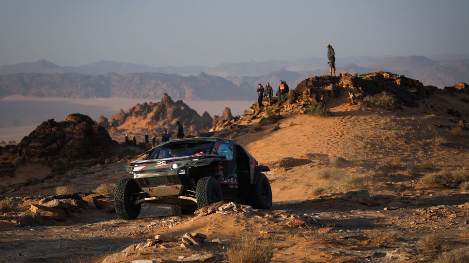 Ал-Атия и Льоб донесоха двойна победа на Дачия в рали "Дакар"