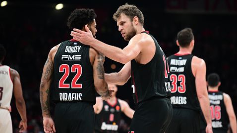  Неудържим Везенков още веднъж се разправи с Байерн Мюнхен 