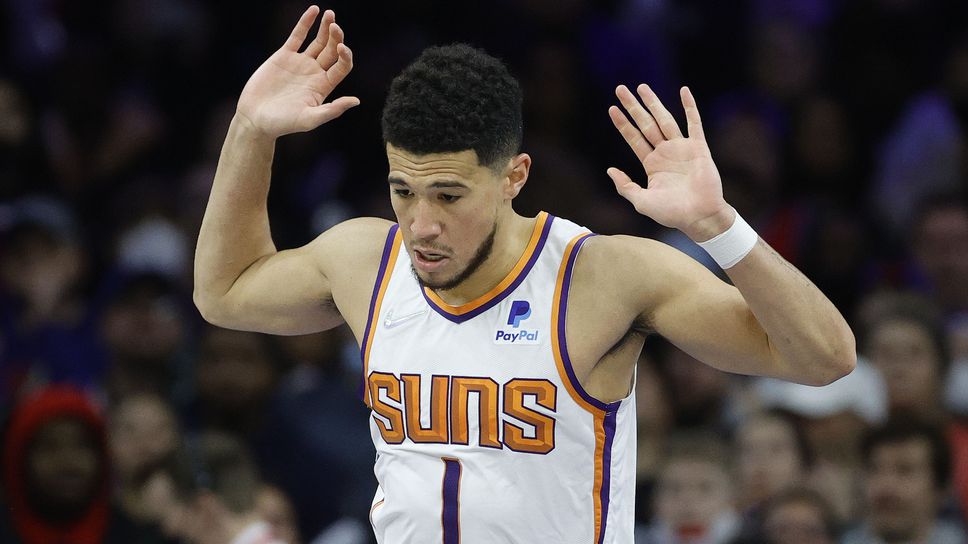 Финикс удари Филаделфия