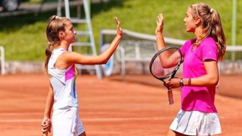 Константинова и Денчева с победи на турнир от ITF в академията на Рафаел Надал