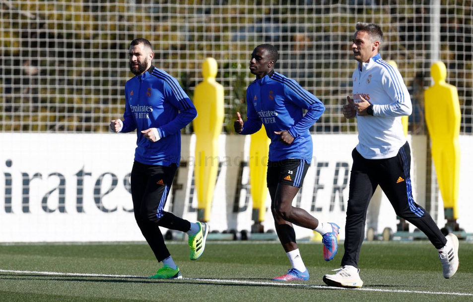  Карим Бензема, Ферланд Менди 