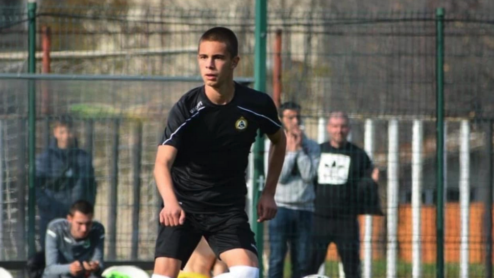 Севлиево взе юноша на Славия