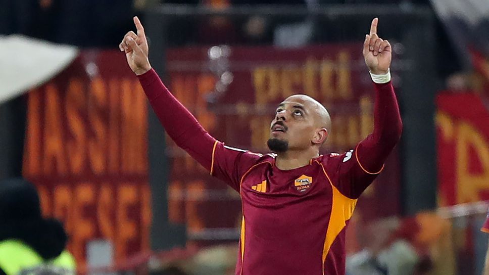 Рома се наложи с 2 0 над гостуващия Каляри и