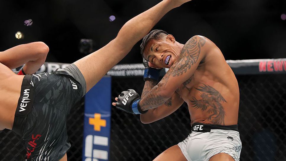 Оливейра разкри, че е имал три контузии преди битката с Баутиста