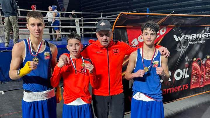 Mлади боксьори, водени от Детелин Далаклиев, спечелиха медали от турнир в Сърбия