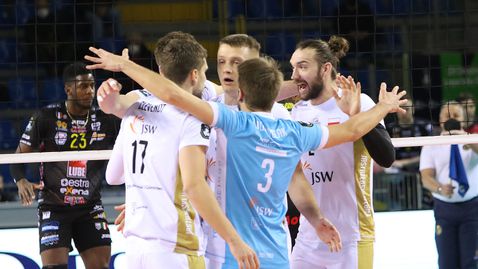 Ястрежебски Венгел удари здраво Лубе като гост в първия 1/4-финал на Шампионската лига 🏐