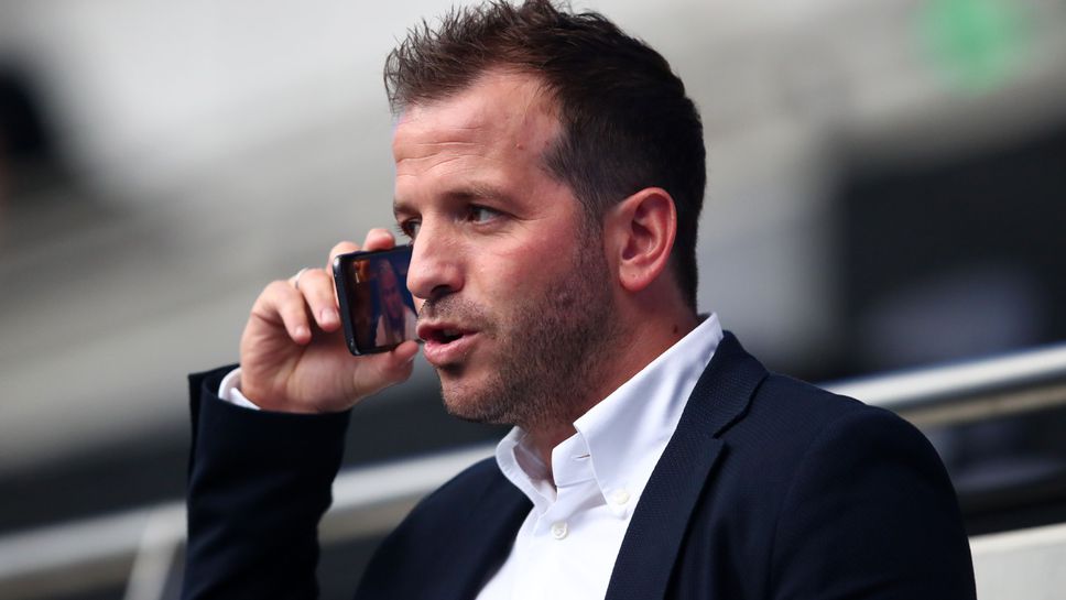 Ван дер Ваарт: Всичко под пет гола в Мюнхен ще е добре за Хамбургер