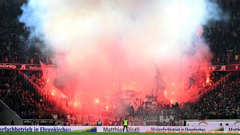  Айнтрахт се бори, с цел да има свои почитатели при гостуването на Наполи 