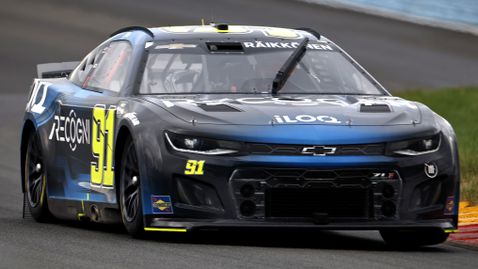  Райконен ще започва в НАСКАР и през 2023 година 