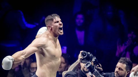 Верхувен показа величието си с триумф в турнира на GLORY