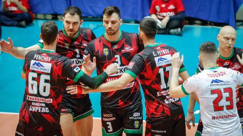 Нефтохимик без проблеми срещу Хебър