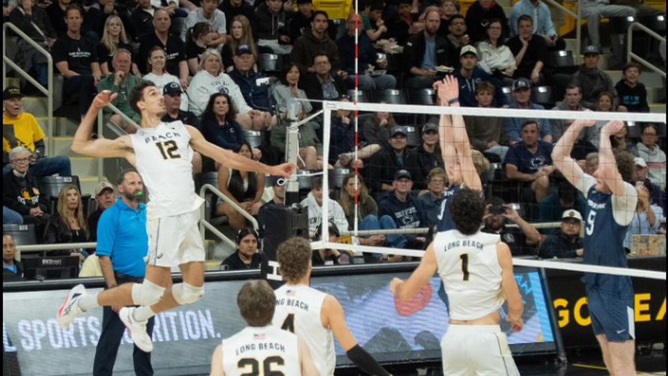 Александър Къндев с 9 точки за 12-а победа в САЩ