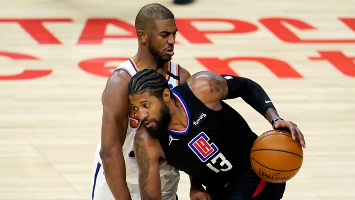 Джордж и Ленърд отбелязаха  общо 60 точки за победа  на Клипърс срещу Сънс