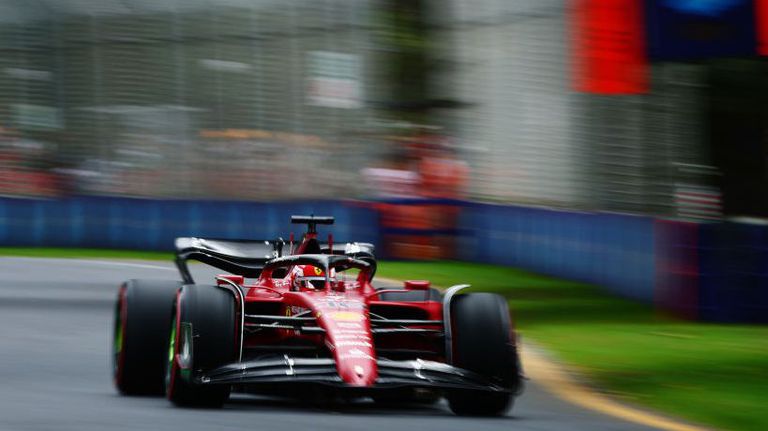 Формула 1 излиза в почивка а Ферари губи шансове за