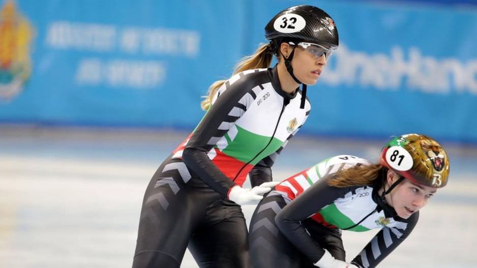 Катрин Маноилова е 17-а на 500 място и 18-о на 1500 на СП по шорттрек в Монреал