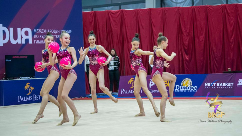 Ансамбълът на България за девойки спечели златен медал на пет въжета и бронзов на пет топки на финалите на "София къп"