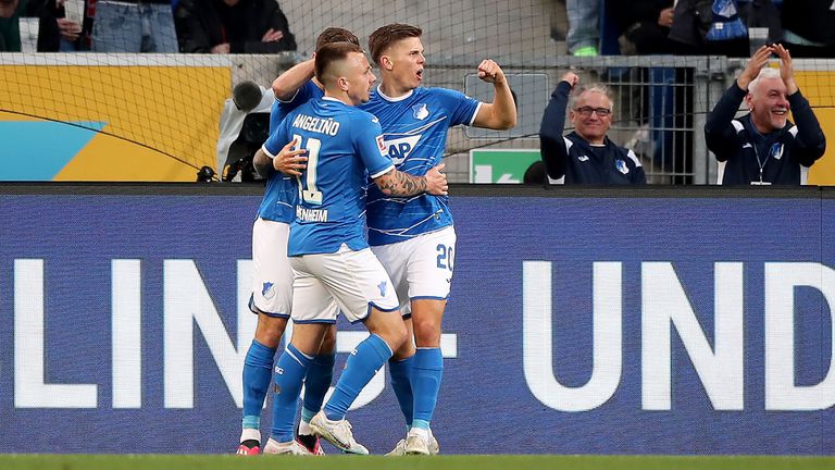 Хофенхайм записа трети пореден успех в Бундеслигата и напусна зоната