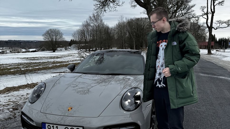 Звезда в CS и бивш шампион от Мейджър - милионер