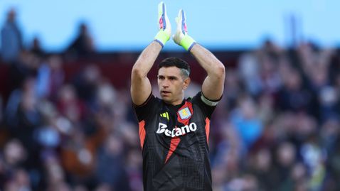 Ето как Дибу Мартинес провокира феновете на ПСЖ