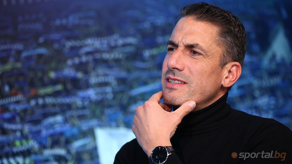 Веласкес поискал петима нови
