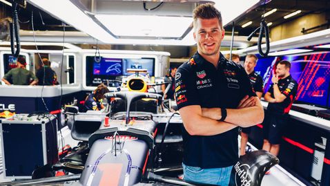  Кой оказа помощ на Макс за успеха на “Сузука ”? 