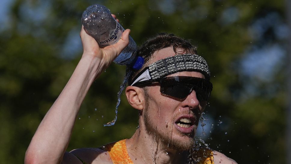 Устойчивост срещу безопасност – дилемата с водата на маратона в Париж