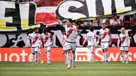 АЕК отнесе три гола на "Вайекас", Мартин Георгиев не игра