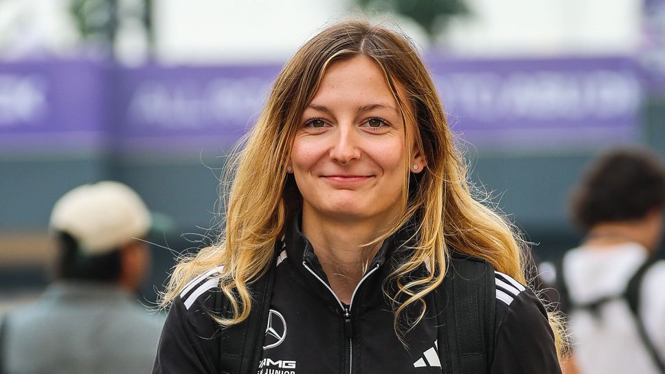 Мерцедес планира тест с болид от Формула 1 за шампионката във Ф1 Академи