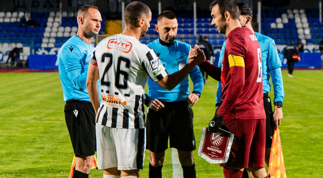 Фратрия разби Локо (ГО) под дъжда