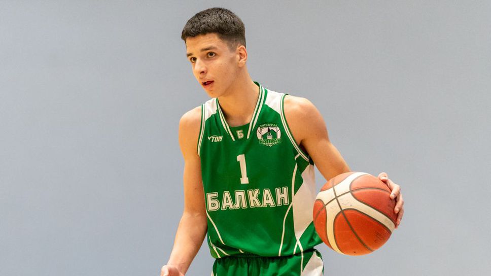 Гавалюгов и Балкан спечелиха българското дерби във Виртуалната Евролига