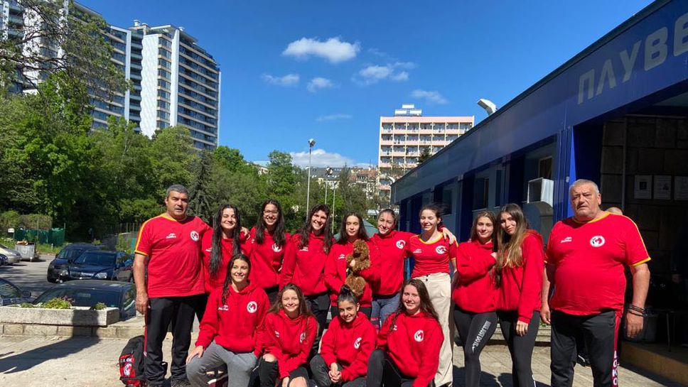 Локомотив НН поведе в женското първенство по водна топка