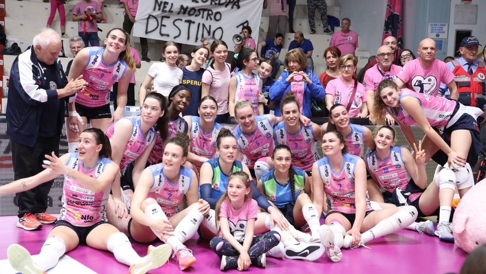 Емилия Димитрова с 20 точки, Казалмаджоре се завръща в Европа