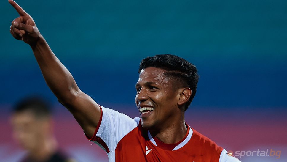 Чакан дълго в Левски бивш халф на ЦСКА подписа с друг отбор