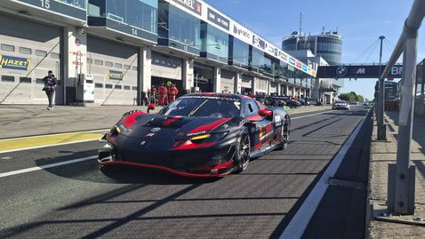  Ексклузивно: Верстапен тества с Ферари на “Нюрбургринг ”, колата се счупи (допълнена) 