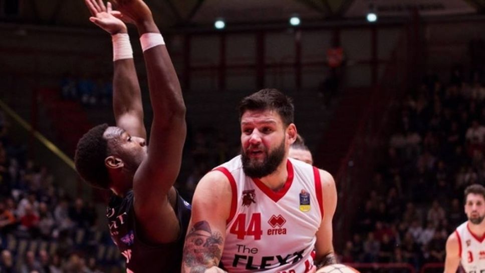 Загуба за Иванов и Пистоя в Италия