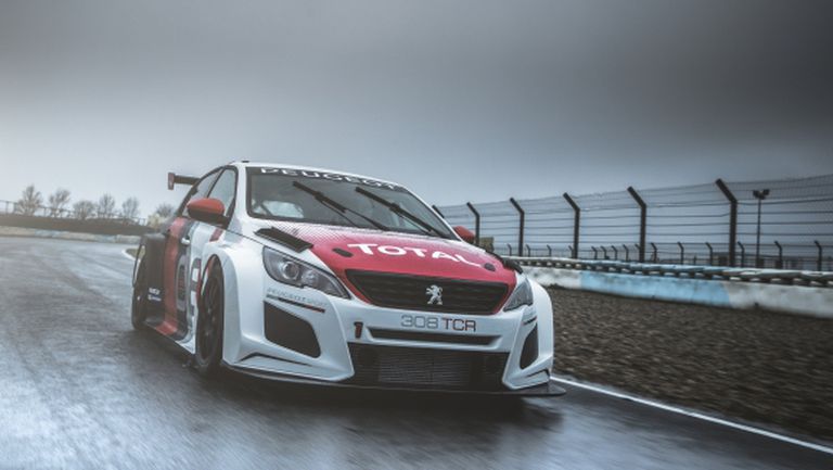 Peugeot 308TCR излиза на международната сцена 