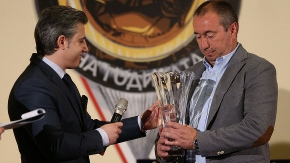 Най-добрият български треньор: Дано футболът ни се развива положително през 2018-а